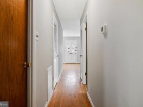 821 S Monroe Street, Arlington VA 22204