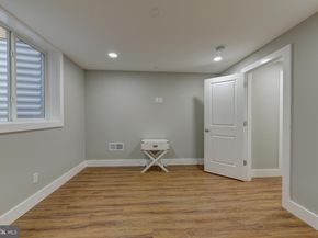 135 E Springer Street, Philadelphia PA 19119