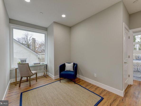 135 E Springer Street, Philadelphia PA 19119