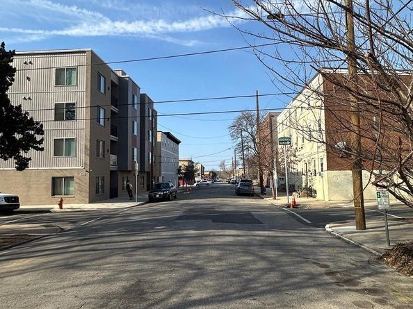 511 N 37TH Street, Philadelphia PA 19104