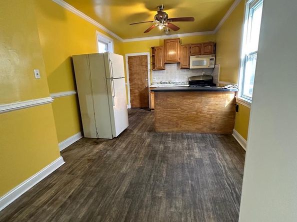 511 N 37TH Street, Philadelphia PA 19104