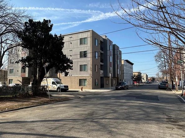 511 N 37TH Street, Philadelphia PA 19104