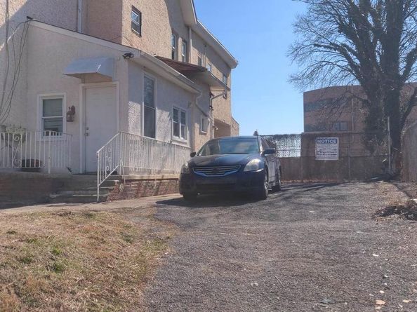 4921 Penn Street, Philadelphia PA 19124