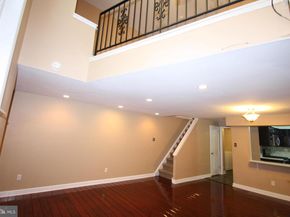 506 S 11TH Street 33, Philadelphia PA 19147