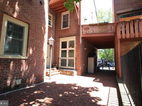506 S 11TH Street 33, Philadelphia PA 19147