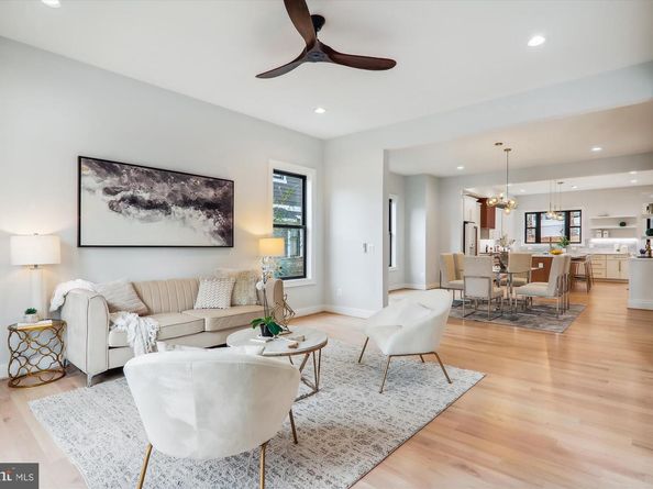 1927 Griffith Road, Falls Church VA 22043