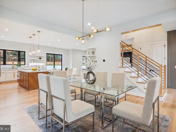 1927 Griffith Road, Falls Church VA 22043