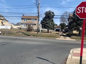 150 Kedron, Morton PA 19070