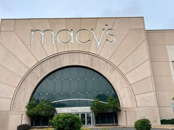1300 Army Navy Drive 803, Arlington VA 22202