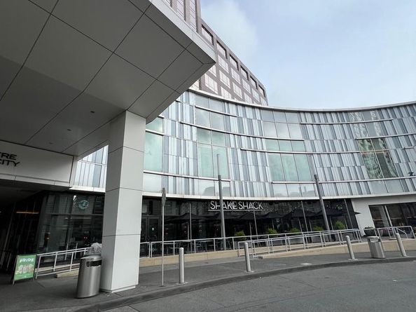 1300 Army Navy Drive 803, Arlington VA 22202