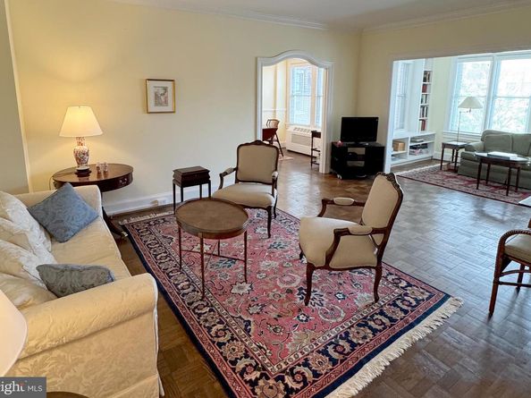 4000 Cathedral Avenue NW 406B, Washington DC 20016