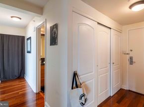 2001 Hamilton Street 925, Philadelphia PA 19130