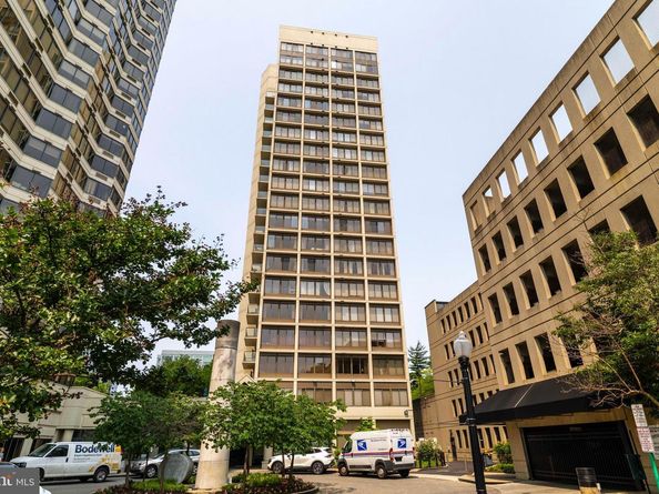 2001 Hamilton Street 925, Philadelphia PA 19130