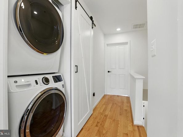 2127 12TH Place NW, Washington DC 20009