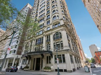 1830 Rittenhouse Square