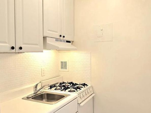 1121 Arlington Boulevard 937, Arlington VA 22209