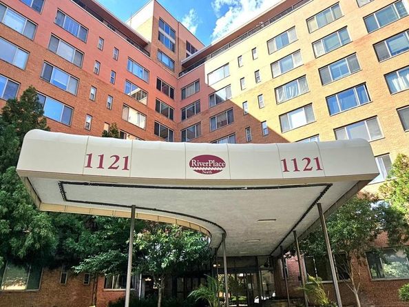 1121 Arlington Boulevard 937, Arlington VA 22209