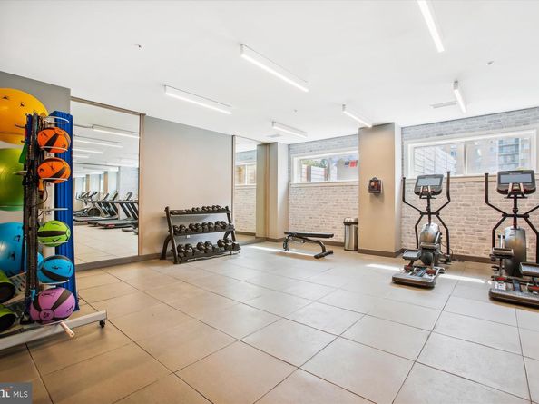 625 Slaters Lane 407, Alexandria VA 22314