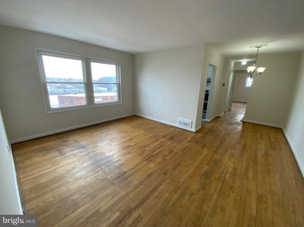 2720 7TH Street NE 301, Washington DC 20017