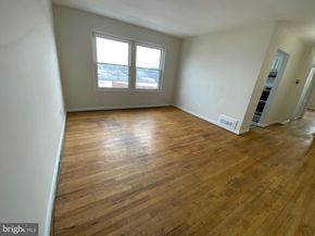 2720 7TH Street NE 301, Washington DC 20017