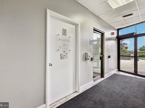 5225 Pooks Hill Road 1120N, Bethesda MD 20814
