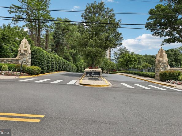 5225 Pooks Hill Road 1120N, Bethesda MD 20814
