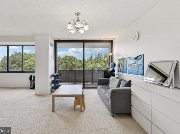 5225 Pooks Hill Road 1120N, Bethesda MD 20814
