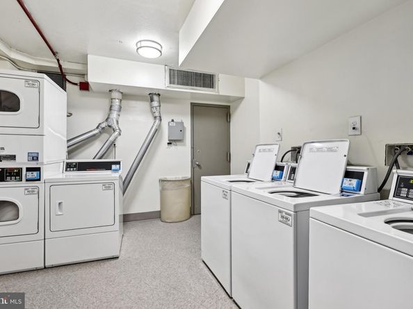 5225 Pooks Hill Road 1120N, Bethesda MD 20814