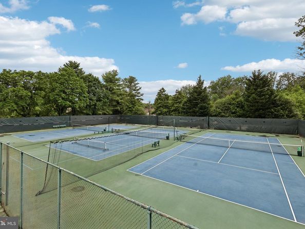 5225 Pooks Hill Road 1120N, Bethesda MD 20814