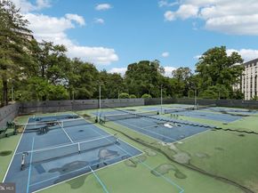 5225 Pooks Hill Road 1120N, Bethesda MD 20814