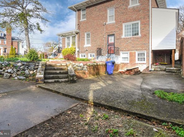 3229 Vista Street NE, Washington DC 20018
