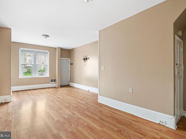 2732 W Sterner Street, Philadelphia PA 19132