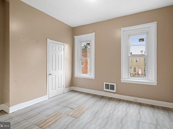 2732 W Sterner Street, Philadelphia PA 19132