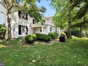 301 E Moreland Road, Willow Grove PA 19090
