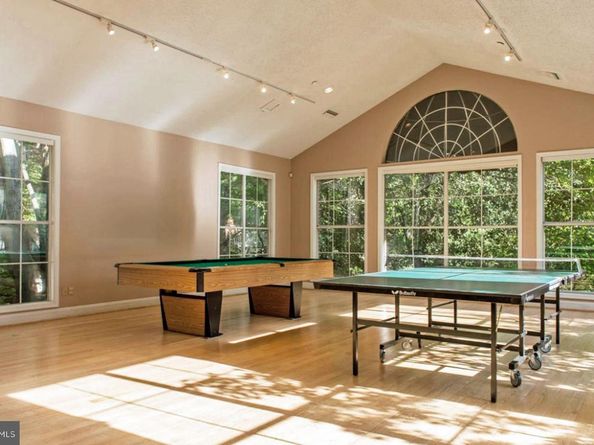 1504 Lincoln Way 118, Mclean VA 22102