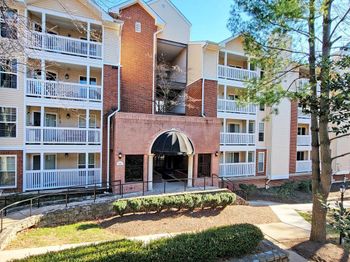 1504 Lincoln Way