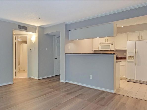 1504 Lincoln Way 118, Mclean VA 22102