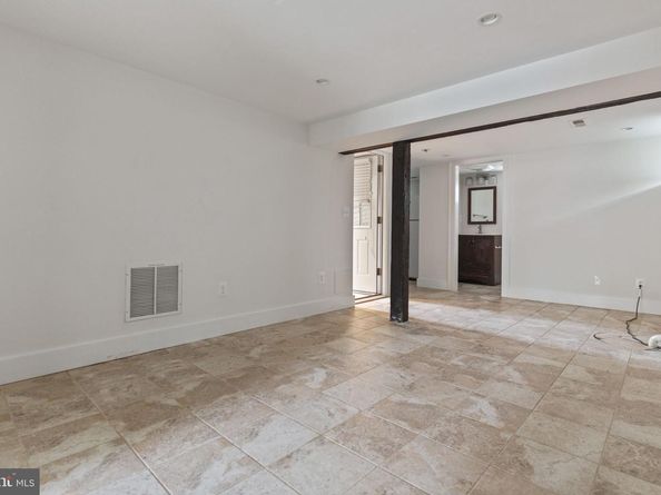 2629 Washington Boulevard, Arlington VA 22201