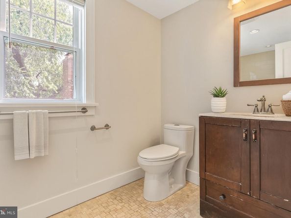 2629 Washington Boulevard, Arlington VA 22201