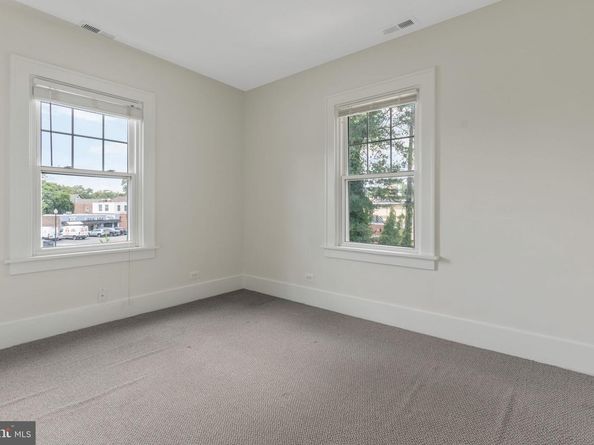 2629 Washington Boulevard, Arlington VA 22201