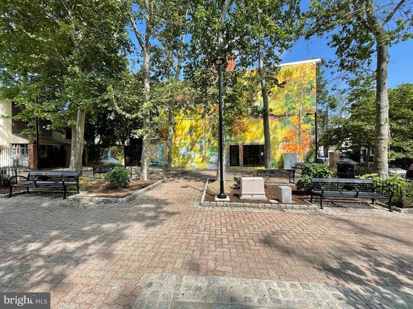 930 League Street, Philadelphia PA 19147