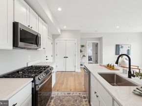 1955 Fairlawn Street SE 203, Washington DC 20020