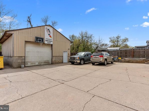 670 Lincoln Highway, Fairless Hills PA 19030