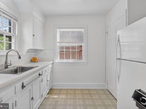 834 N Abingdon Street, Arlington VA 22203