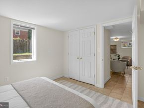 834 N Abingdon Street, Arlington VA 22203