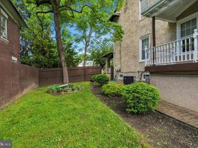375 Green Lane, Philadelphia PA 19128