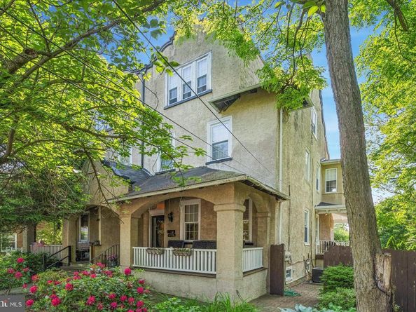 375 Green Lane, Philadelphia PA 19128