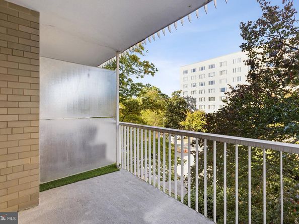 730 24TH Street NW 321, Washington DC 20037