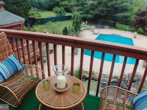 636 Almshouse Road, Ivyland PA 18974