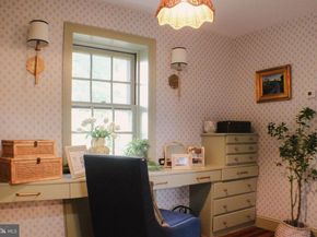 636 Almshouse Road, Ivyland PA 18974
